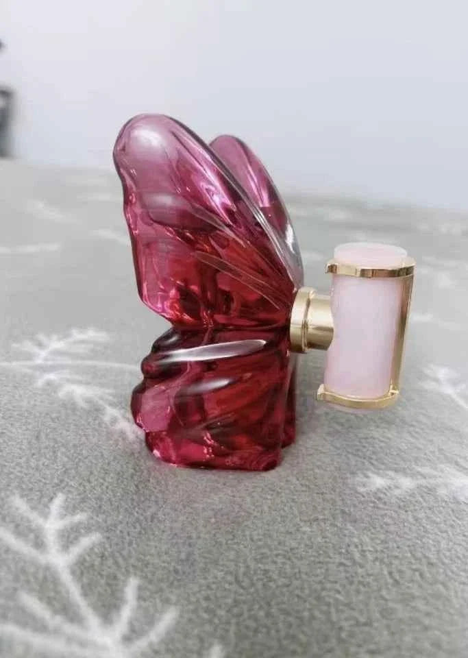 La Bomba EDP Spray 80ml / 2.7 oz Bold Fruity Floral Fragrance Butterfly Bottle NEW